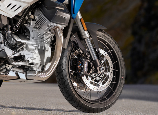 MG Stelvioduecento 1920X1440 RUOTA Copy